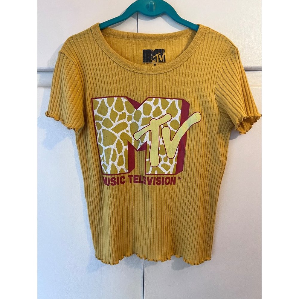 Retro Music Television MTV Ribbed Tee, Size Medium Juniors, Yellow T-Shirt